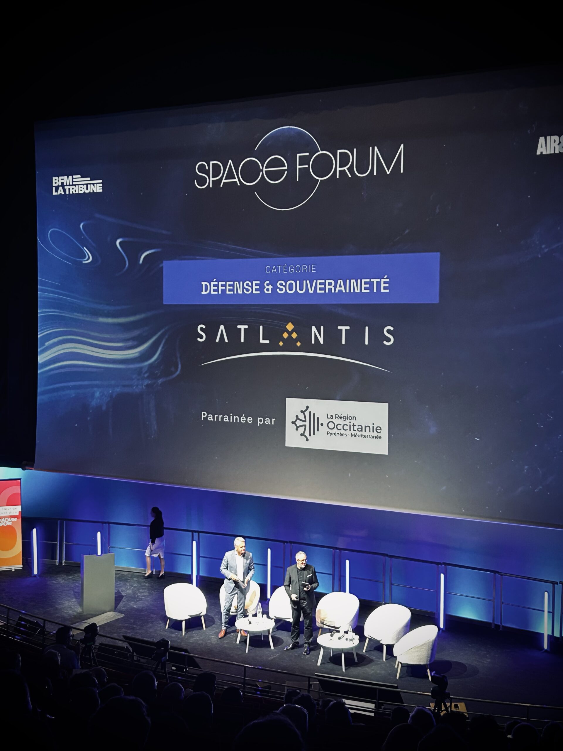 Satlantis France Receives the Defense & Sovereignty Award at Toulouse Space Forum